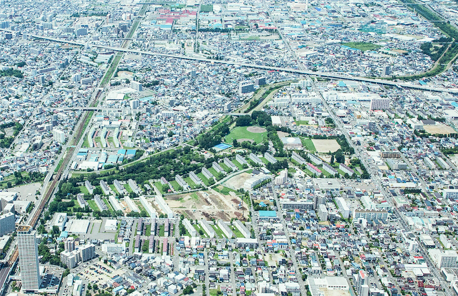 まちをつくる。暮らしを彩る。